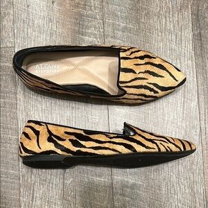 Alfani Step Flex calf hair Black/Tan Tiger Animal Print Flats loafers size 7.5